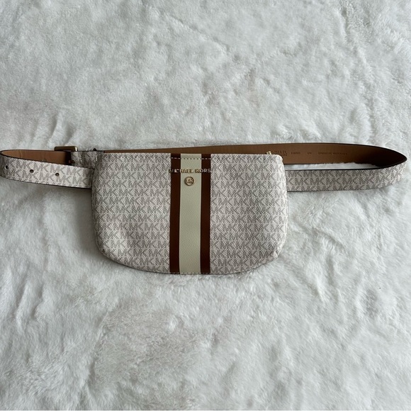 Michael Kors Handbags - Michael Kors Logo Belt Bag Size S/M